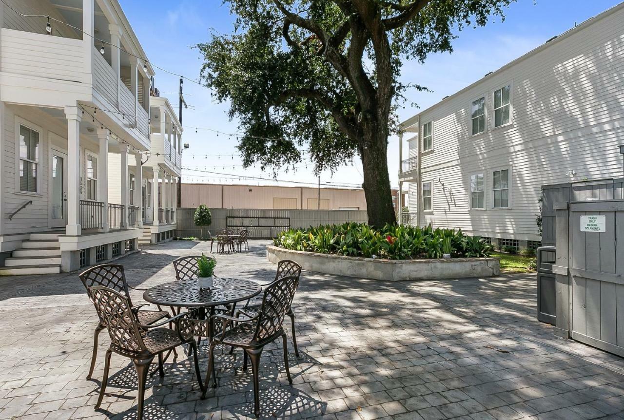 דירות ניו אורלינס Charming 2Br On Carondelet By Hosteeva מראה חיצוני תמונה